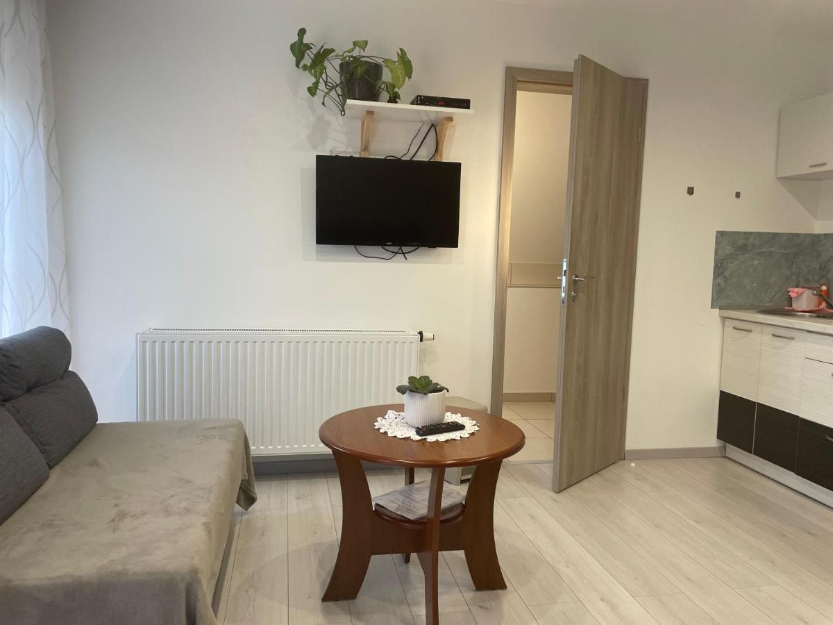 Jasmin Apartment House Vonyarcvashegy Ngoại thất bức ảnh